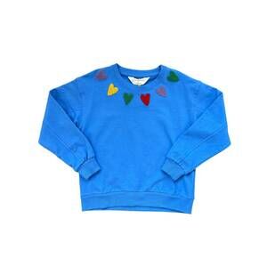 NEW COMPANIA FANTASTICA girl's colorful hearts sweatshirt in blue